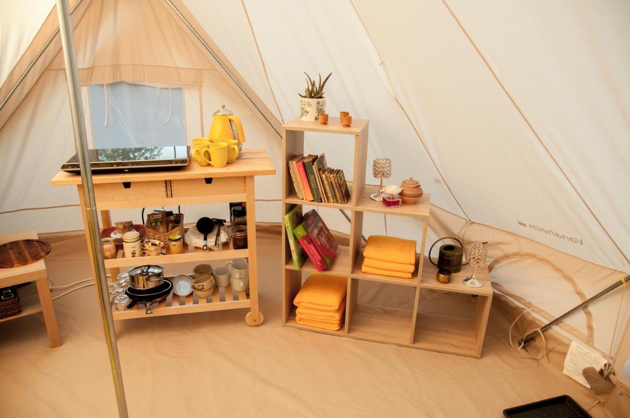 Glamping Z Alpakami Hotel Jankowice  Exterior photo